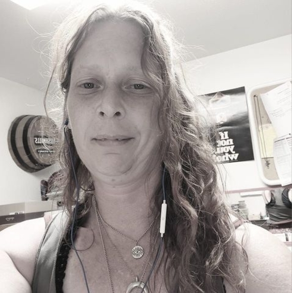 Meet your Posher, Mikaela - Picture 1 of 1